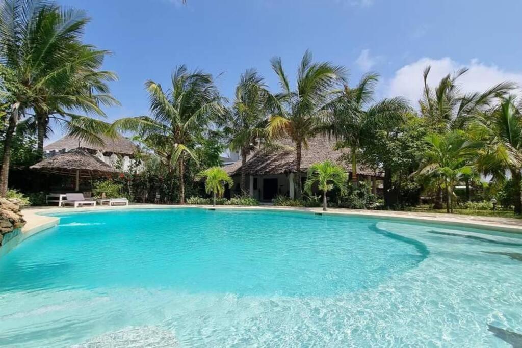 Luxury Simba House In Watamu ☆☆☆☆☆ Lägenhet Exteriör bild