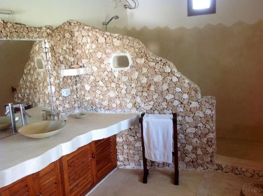 Luxury Simba House In Watamu ☆☆☆☆☆ Lägenhet Exteriör bild